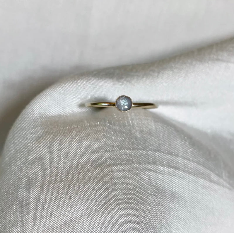 Raw White Gold Round Ring