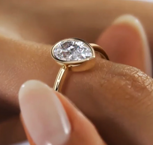 Teardrop Ring- Moissanite